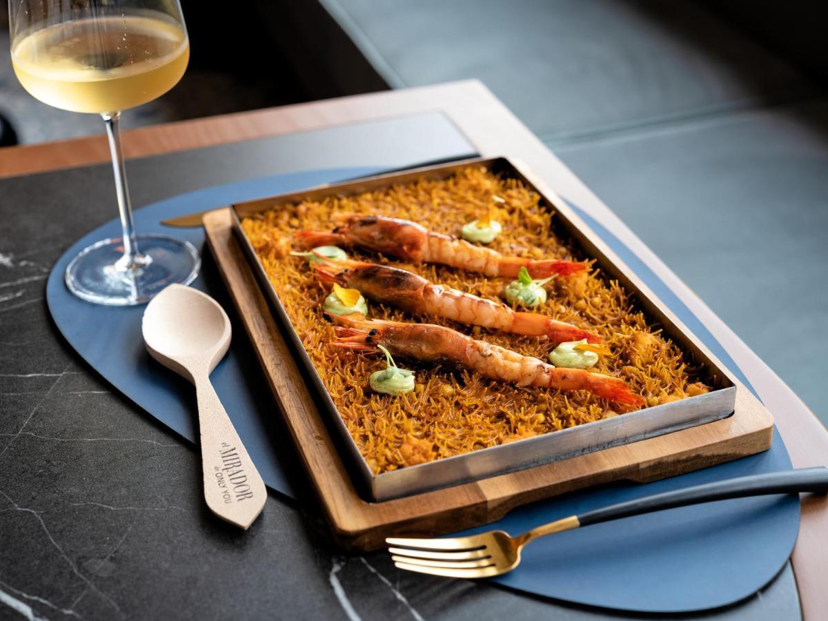 Only You Hotel Valencia Ngoại thất bức ảnh A prawn biryani